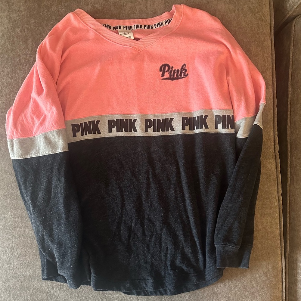 PINK Sweatshirt